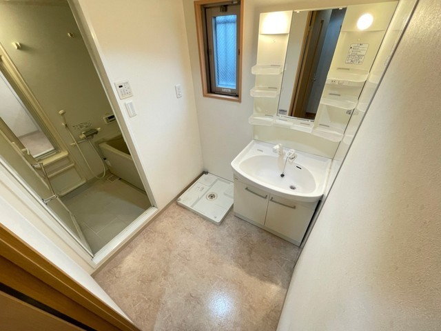 ラヴィーヌ緑井Ⅲ号館