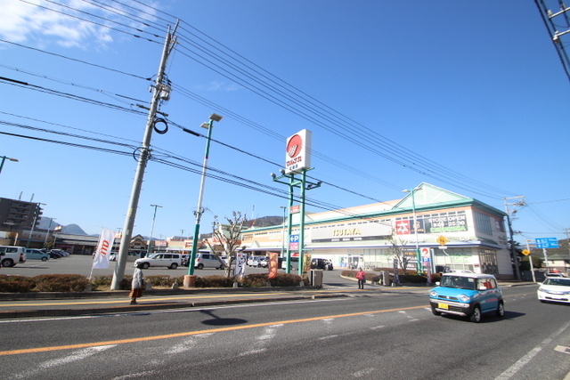 ラヴィーヌ三入B棟