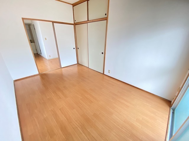 クリエイトビルディング