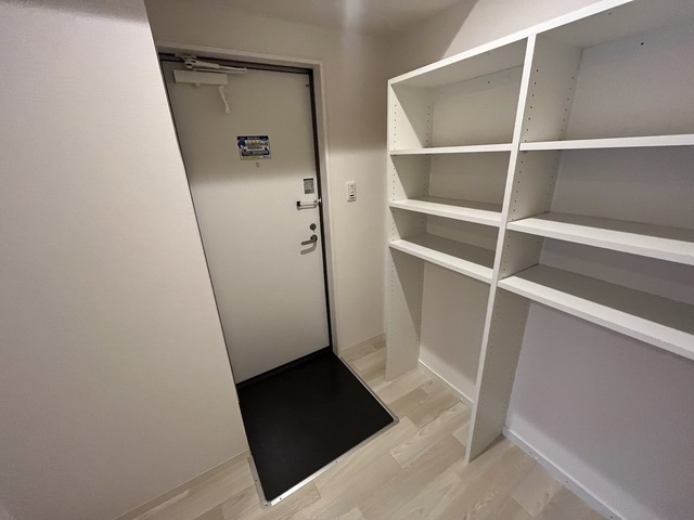 フェリシア梅原