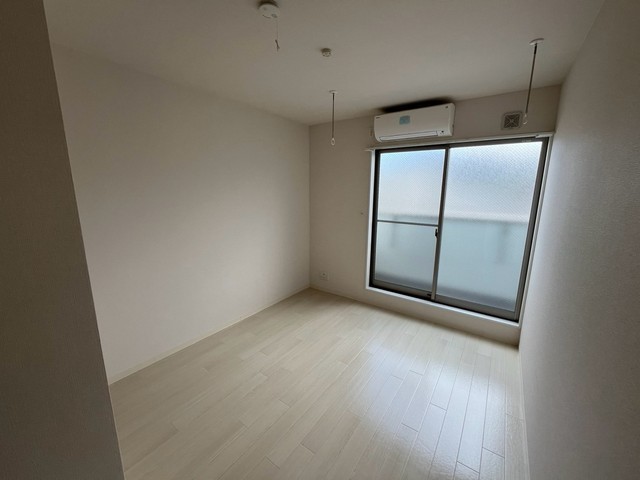 フェリシア梅原