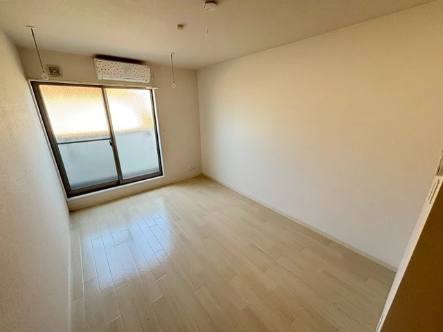 フェリシア梅原