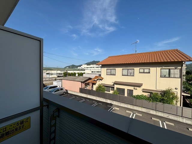 フェリシア梅原