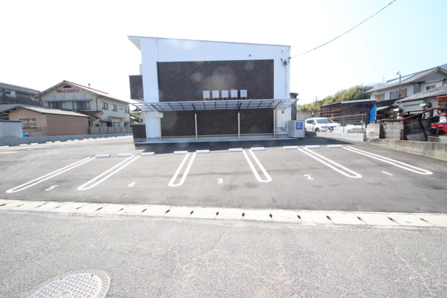 フェリシア梅原