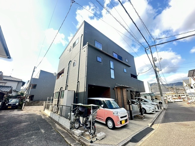 長束5丁目メゾネット(真鍋邸)