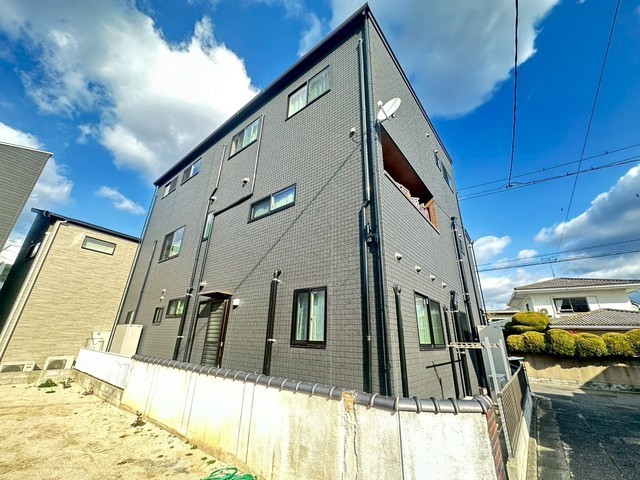 長束5丁目メゾネット(真鍋邸)