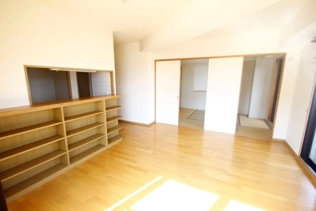 サウスウエストプラザ