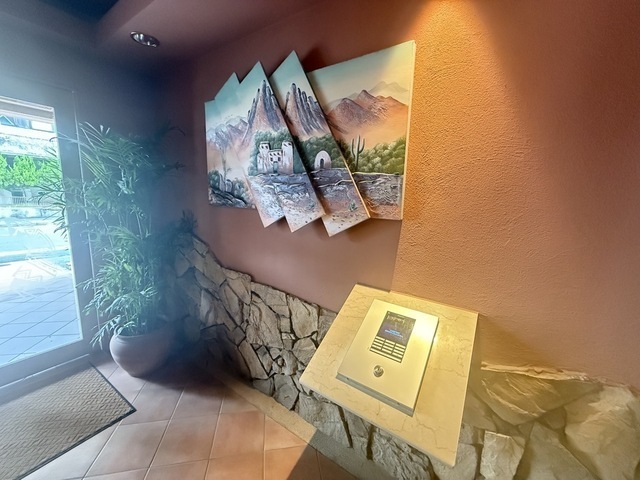 サウスウエストプラザ