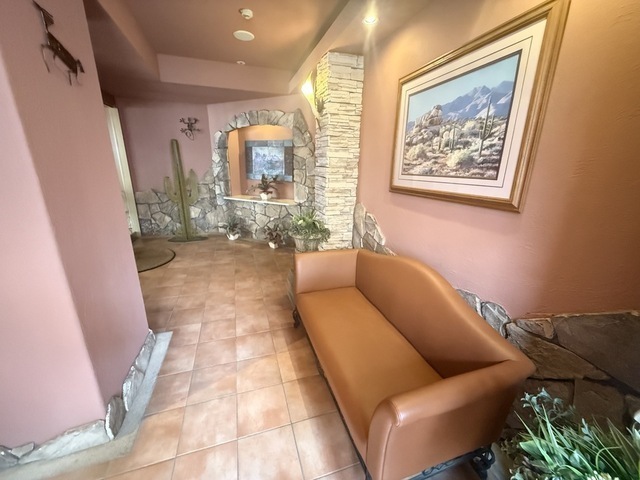 サウスウエストプラザ