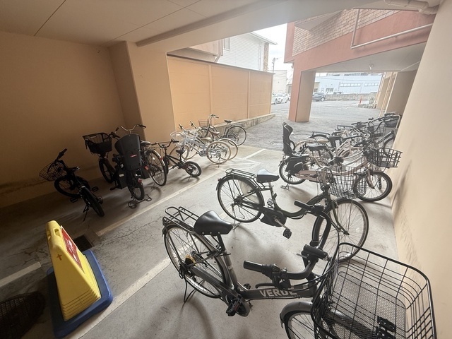 サウスウエストプラザ