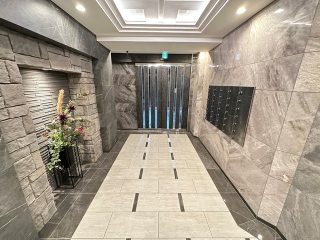 GRAND-PLACE十日市