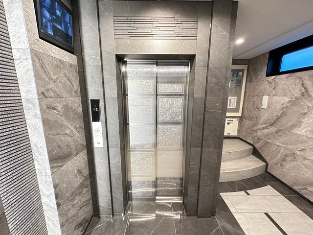 GRAND-PLACE十日市