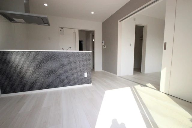 LA PORTE 江波本町