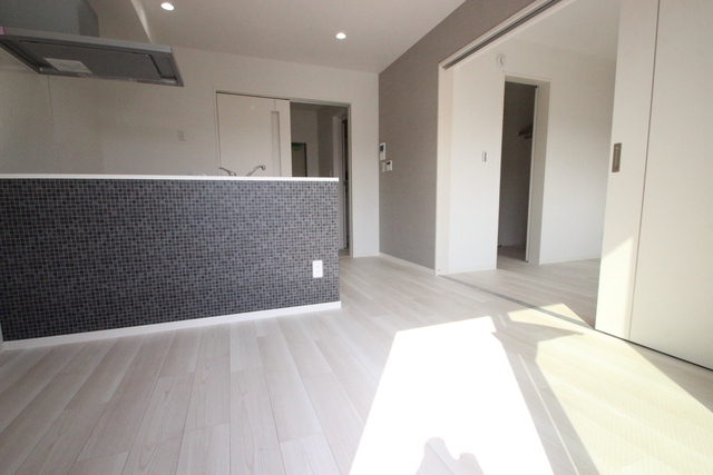 LA PORTE 江波本町