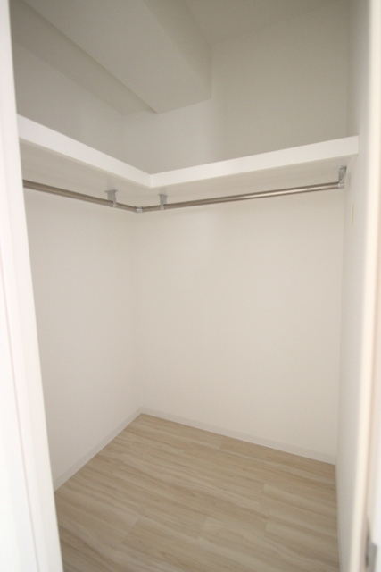 TREE TERRACE 平和公園