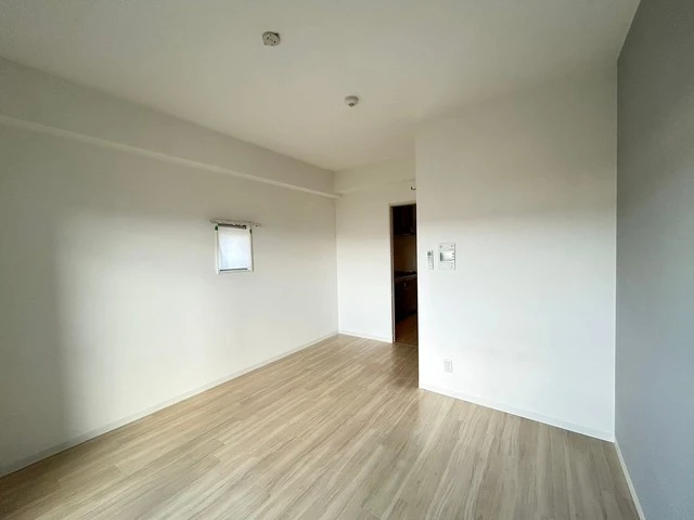 TREE TERRACE 平和公園