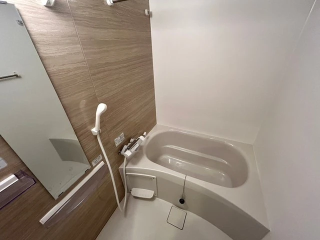 TREE TERRACE 平和公園