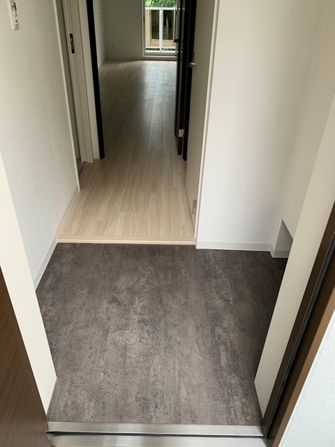 TREE TERRACE 平和公園