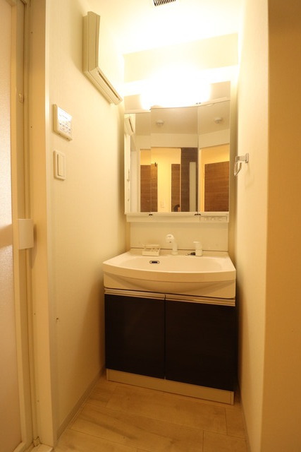 スプリングヘッズ鷹野橋