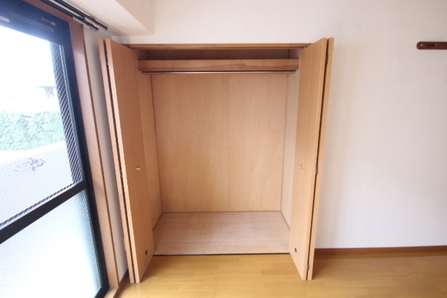 ラフィーネカツタ