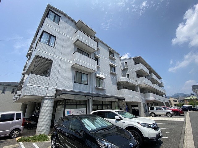 ☆人気の府中町エリア☆ファミリー物件☆ネット使用料不要☆