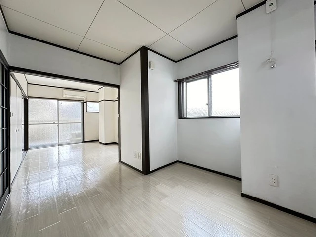 ラヴェール西川口