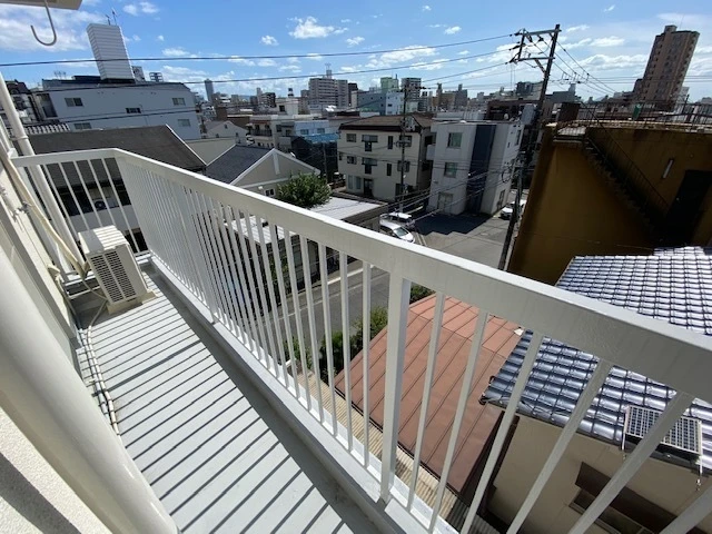 松尾ビル(東観音町)