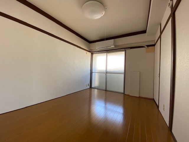 松尾ビル(東観音町)