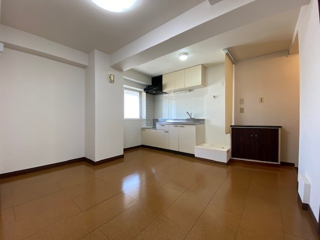 松尾ビル(東観音町)