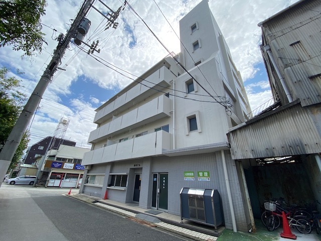 松尾ビル(東観音町)