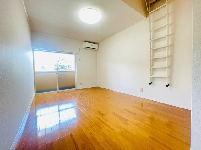 オレンジハウス