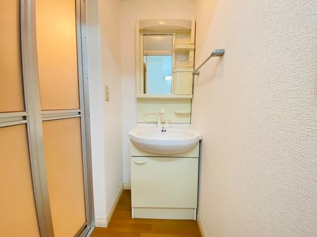 オレンジハウス