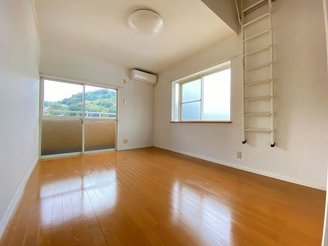 オレンジハウス