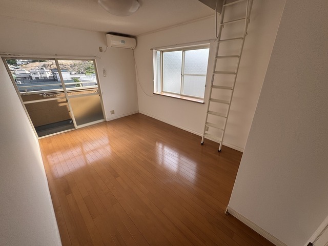 オレンジハウス