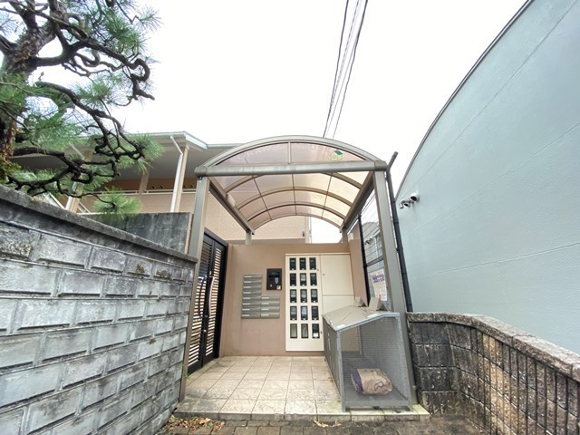 オレンジハウス