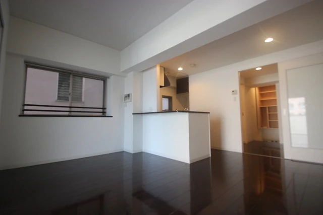 ラフィネ(舟入中町)