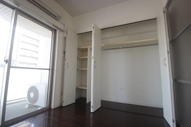 ラフィネ(舟入中町)