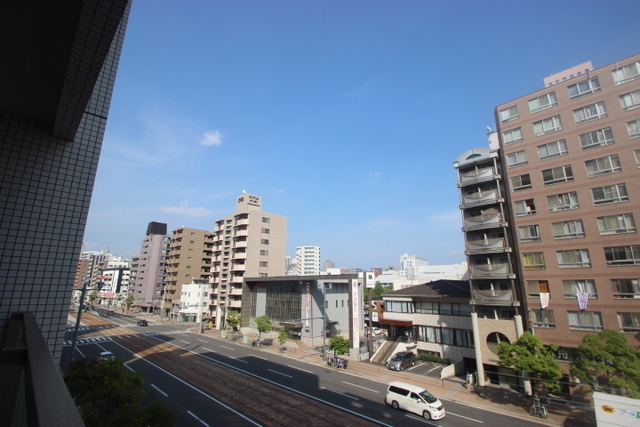 ラフィネ(舟入中町)