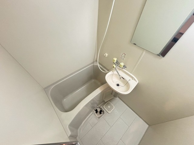 ユーアイビル西観音