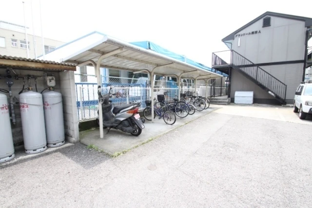 グランドール高田A棟