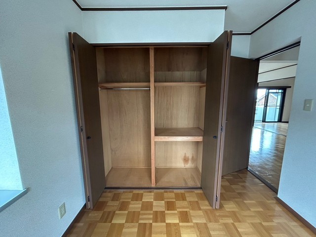 87g アーバン・ドミール皆賀