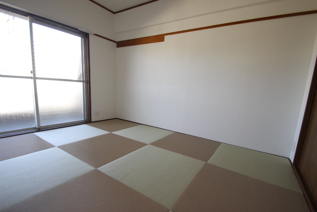 中須コーポラス(503)