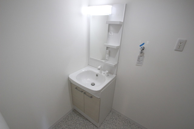 シャインライズ楽々園