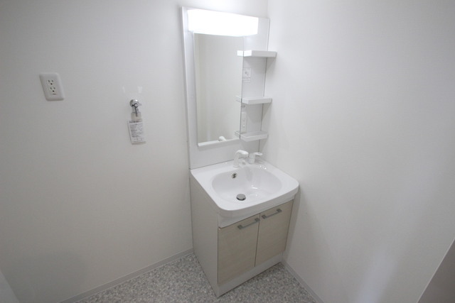 シャインライズ楽々園