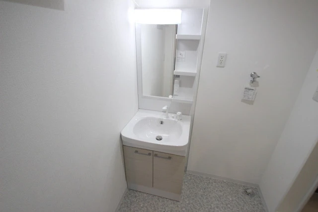 シャインライズ楽々園