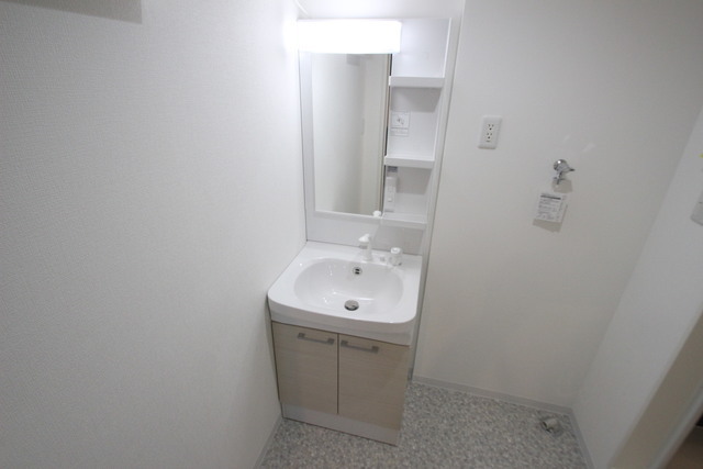 シャインライズ楽々園