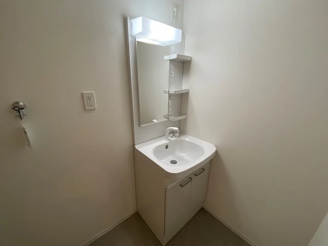 トラスティレジデンス地御前 西館