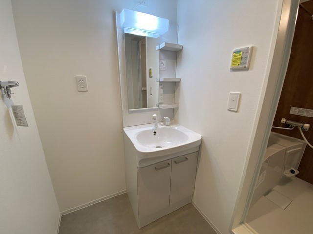 トラスティレジデンス地御前 西館