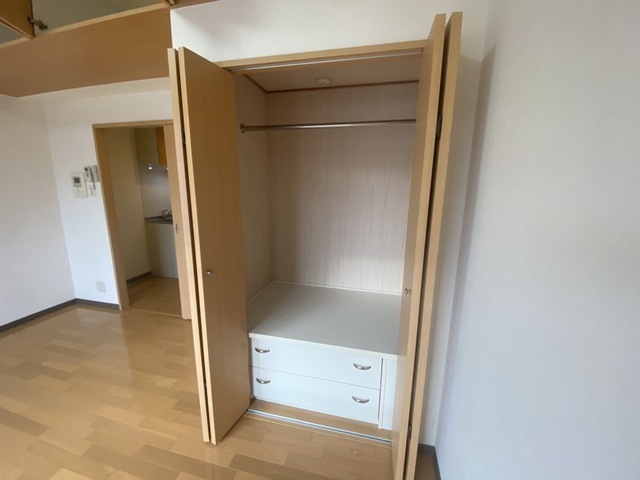 ドミトリー庚午弐番館