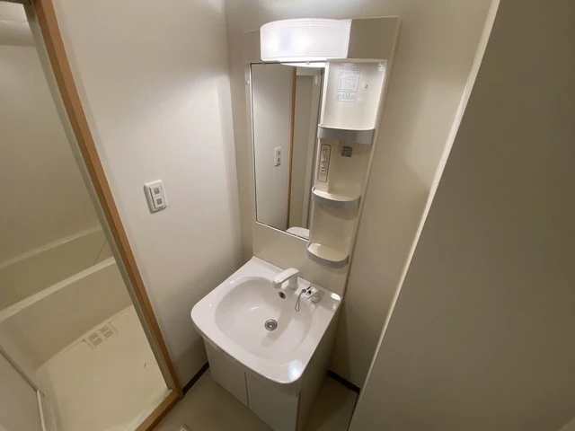 ドミトリー庚午弐番館